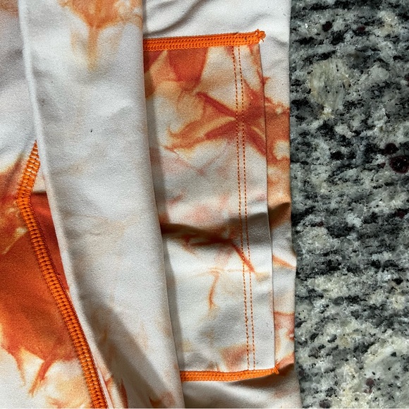 OG short -Tie Dye Mango - Picture 4 of 5